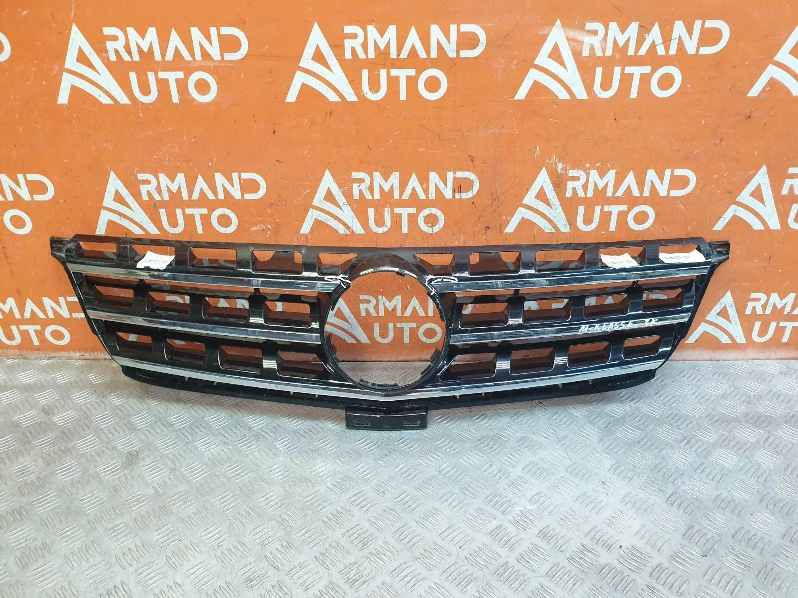 Решетка радиатора Mercedes ML GLE-Class 2011-2015 W166