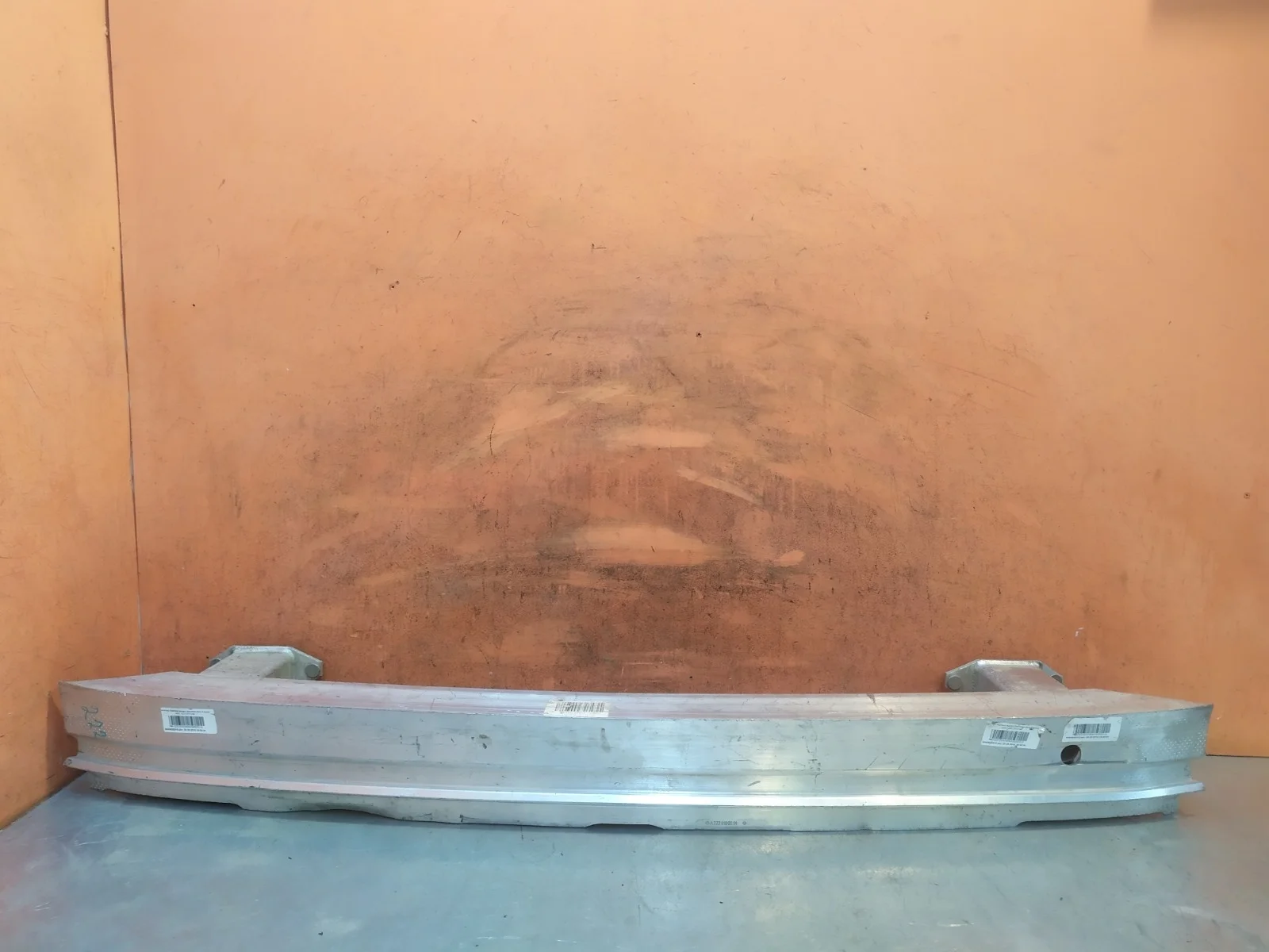 Усилитель бампера Mercedes -Class 2013-2020 W222