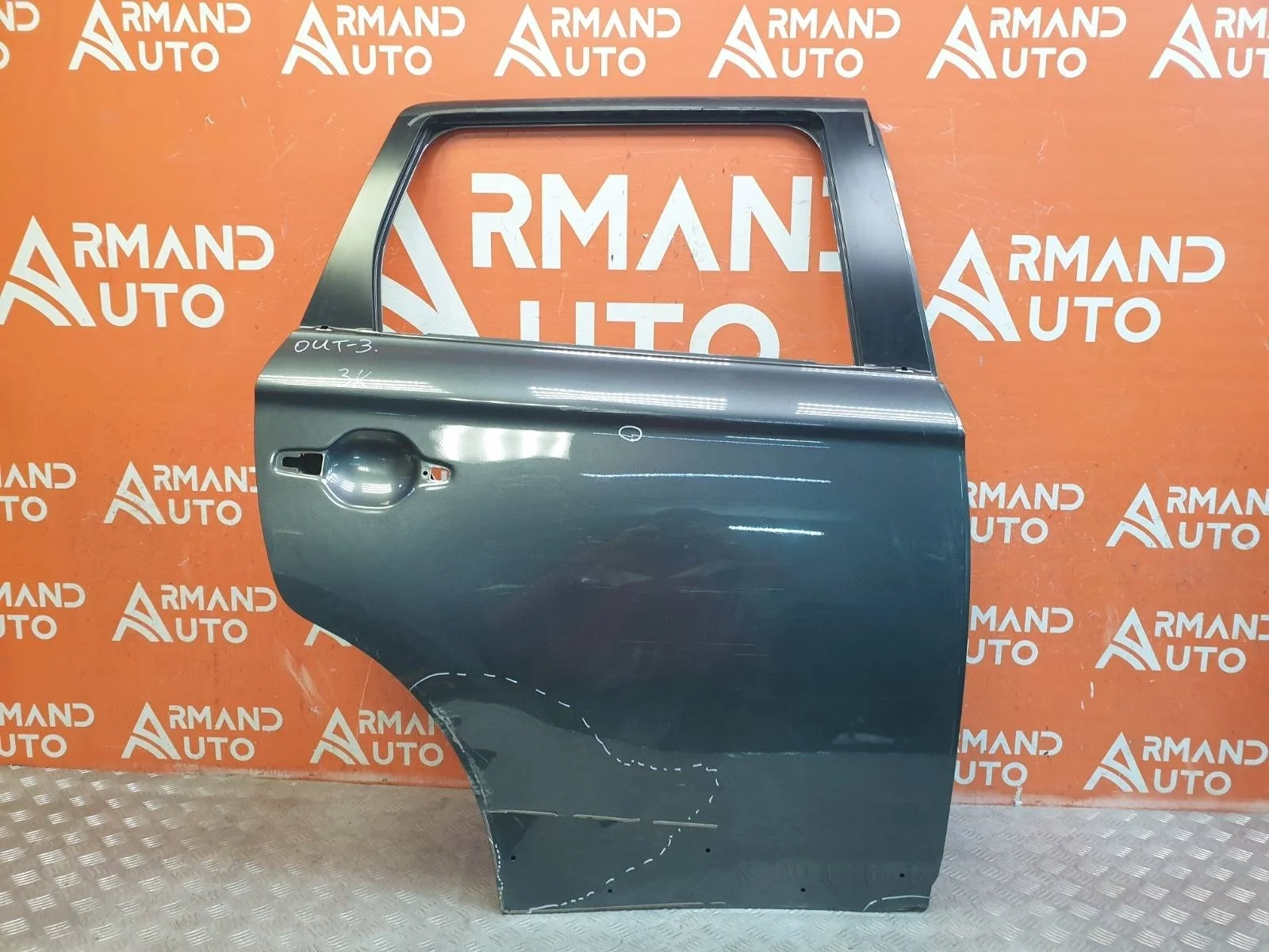 Дверь Mitsubishi Outlander 2015-нв 3