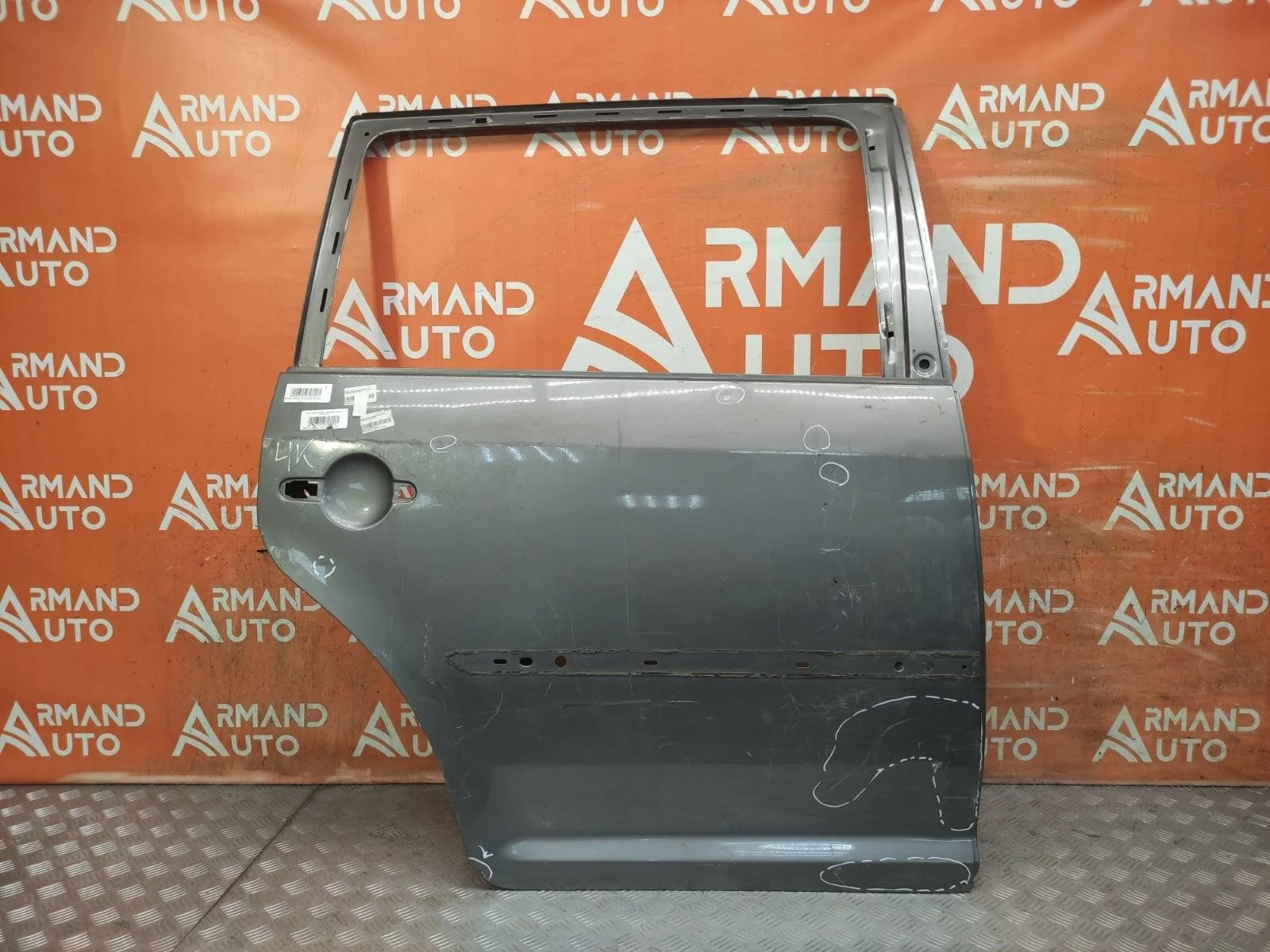 Дверь Volkswagen Touran 2003-2015