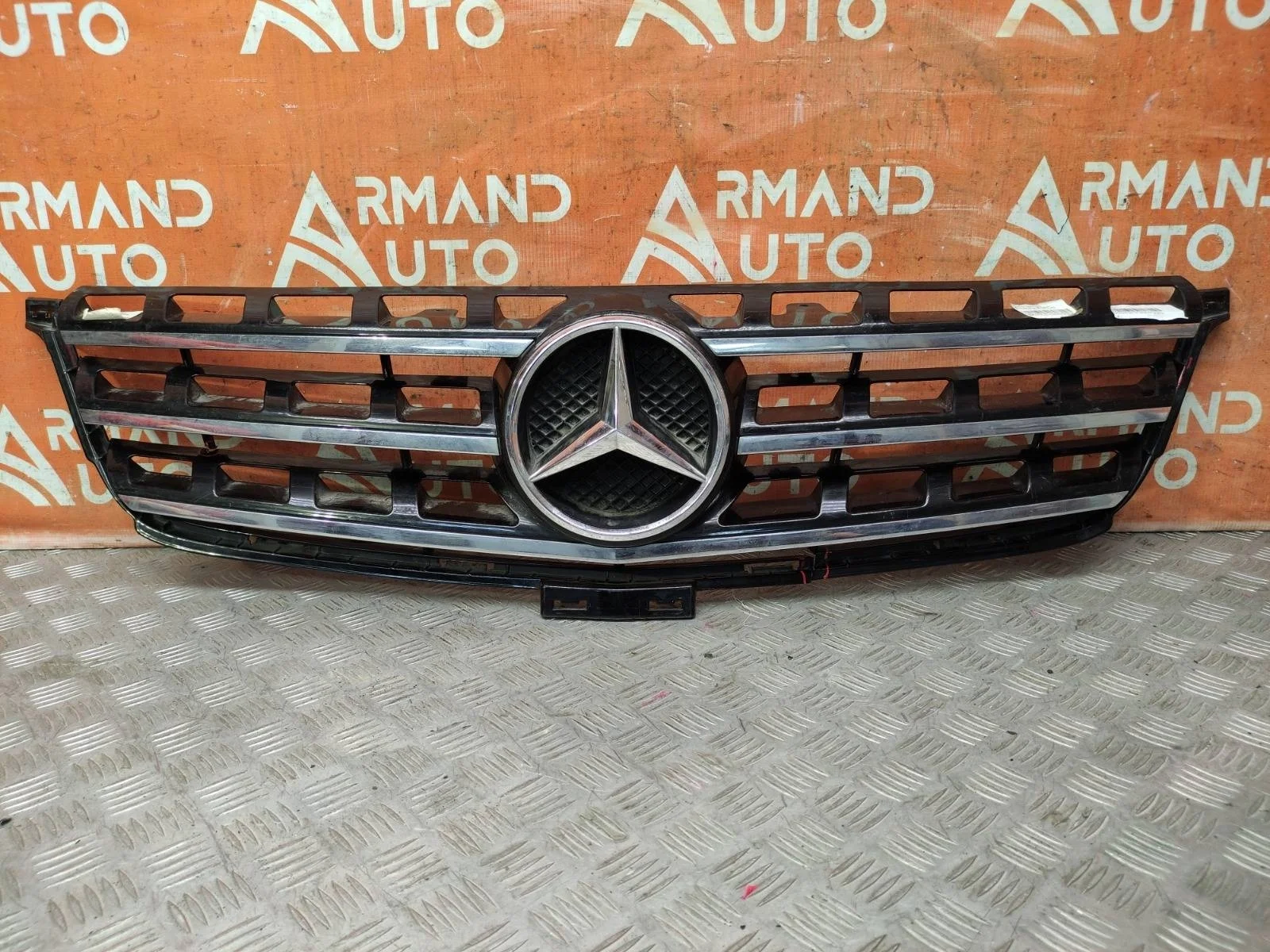 Решетка радиатора Mercedes ML GLE-Class 2011-2015 W166