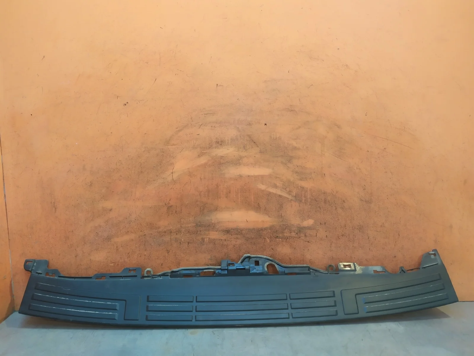 Накладка бампера верхняя Toyota Land Cruiser Prado 2009-нв 150