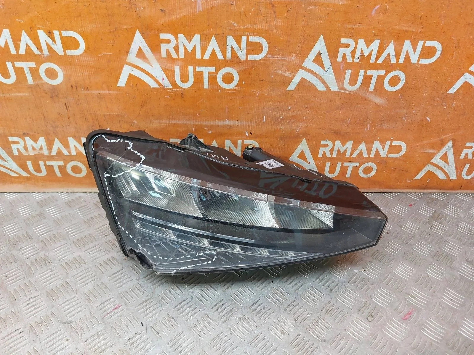 Фара Skoda Rapid 2020-нв