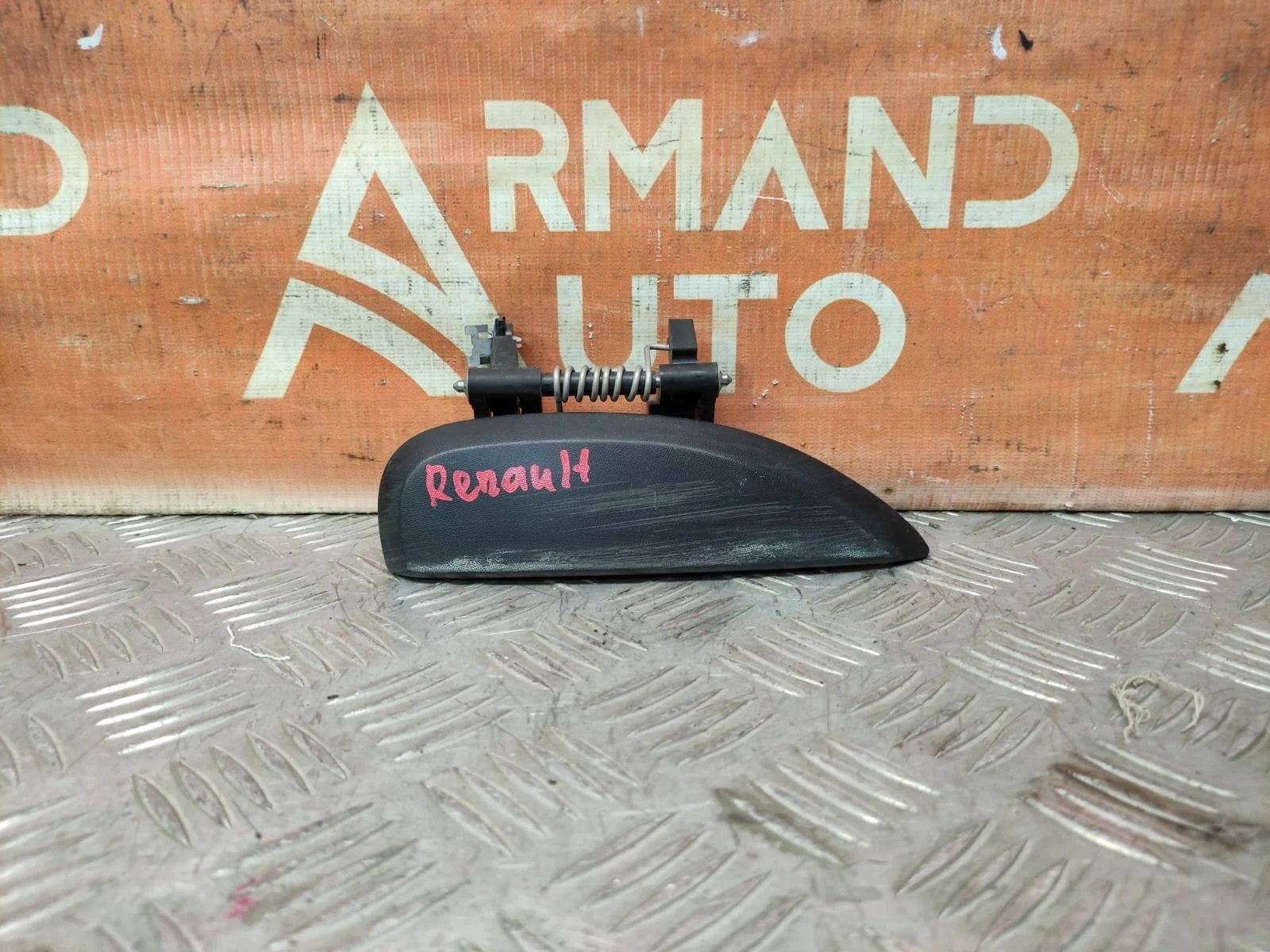 Ручка двери внешняя Renault Logan 2012-2022
