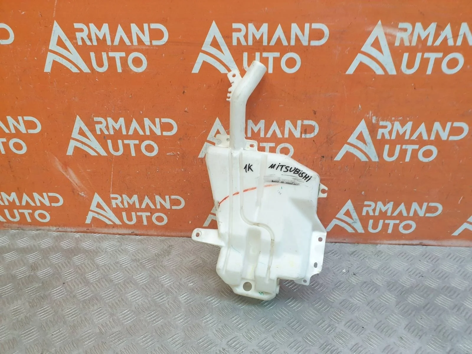 Бачок стеклоомывателя Mitsubishi L200 2006-2015 4