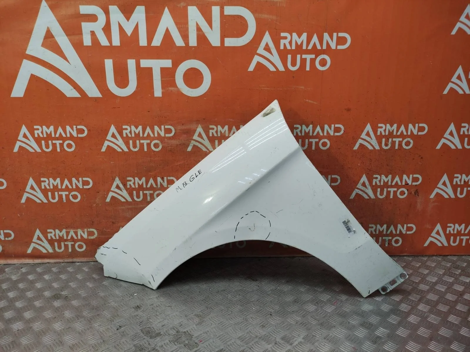 Крыло Mercedes ML GLE-Class 2011-2015 W166