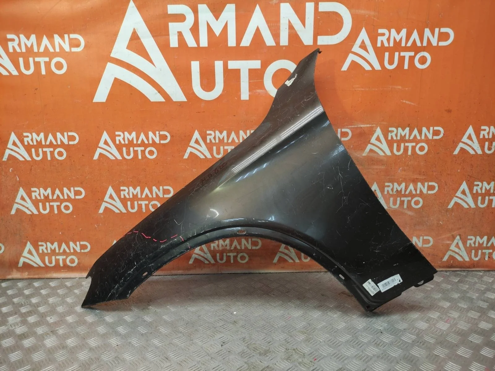 Крыло Mercedes GLC-Class 2015-нв X253