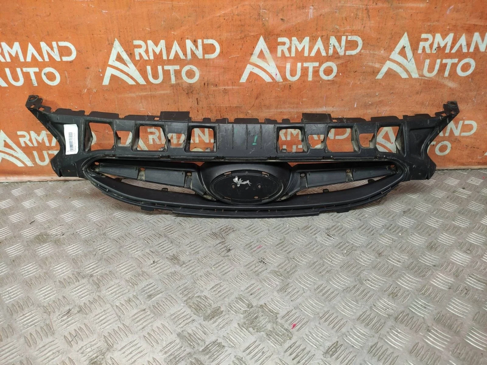 Решетка радиатора Hyundai Solaris 2010-2014