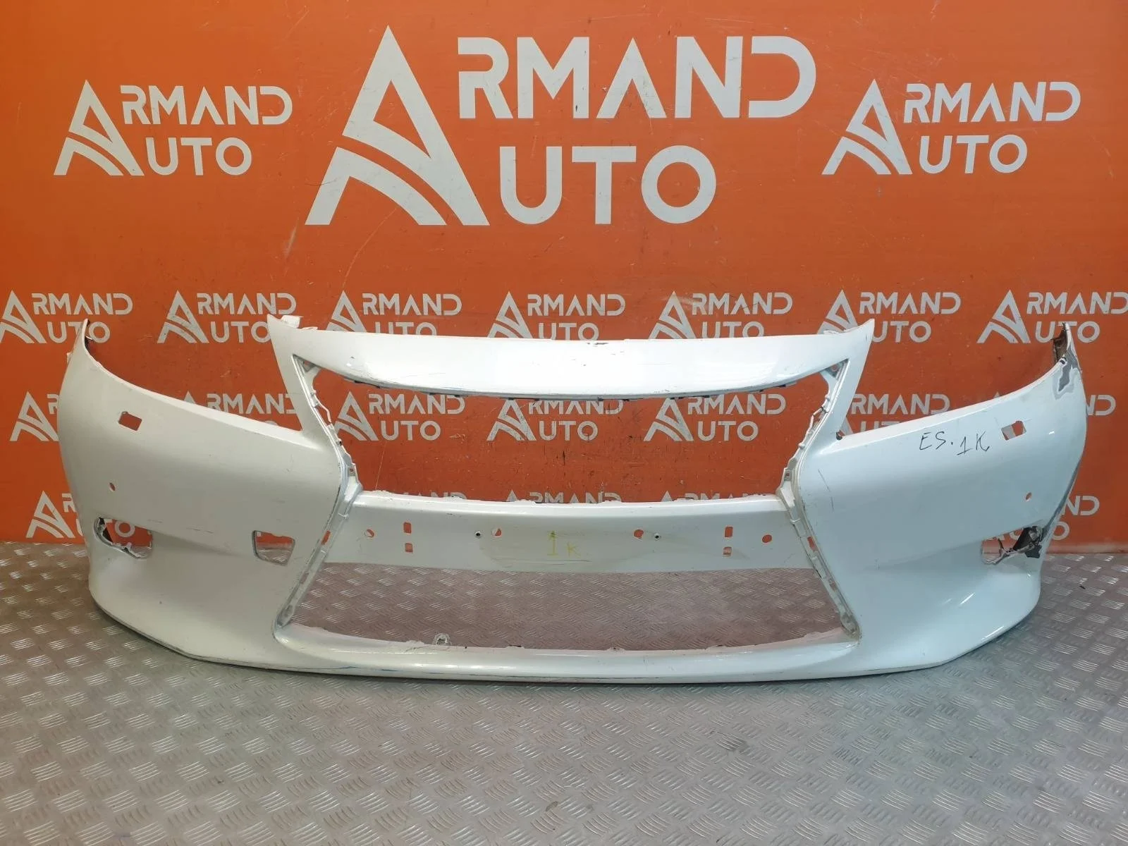 Бампер LEXUS ES 2012-2015 6