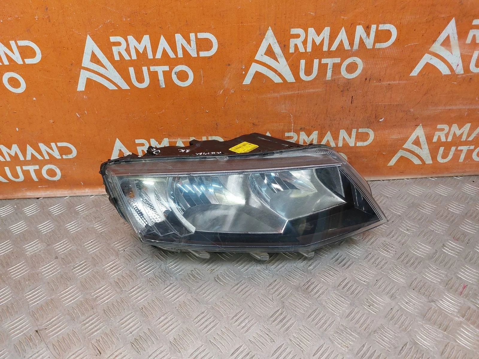 Фара Skoda Octavia 2013-2017 A7 (5E)