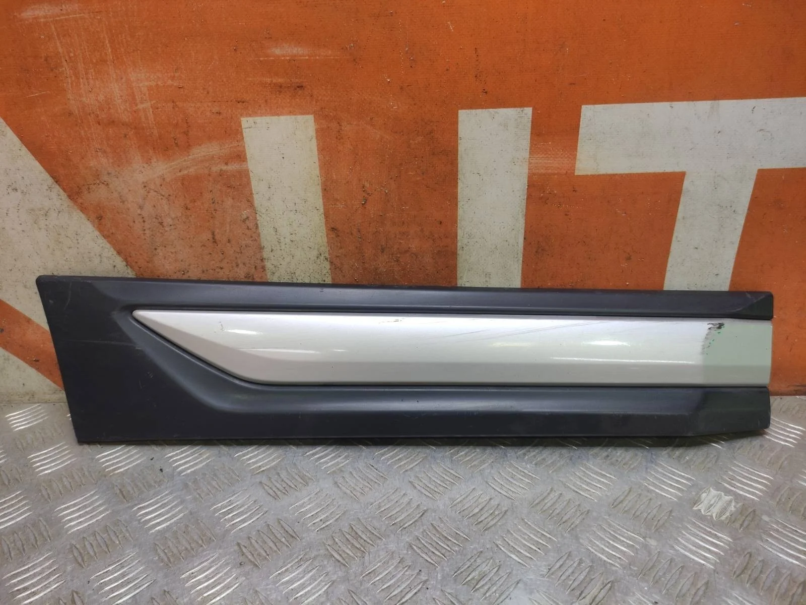 Молдинг двери Mitsubishi Outlander 2015-нв 3