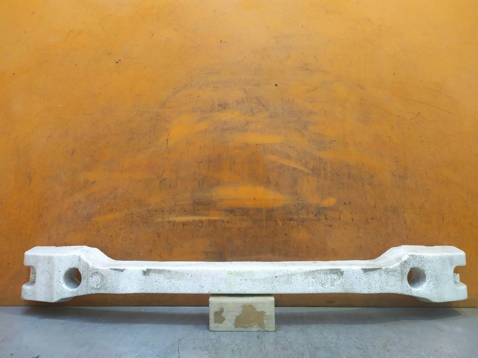 Абсорбер бампера Mazda CX-5 2011-2017