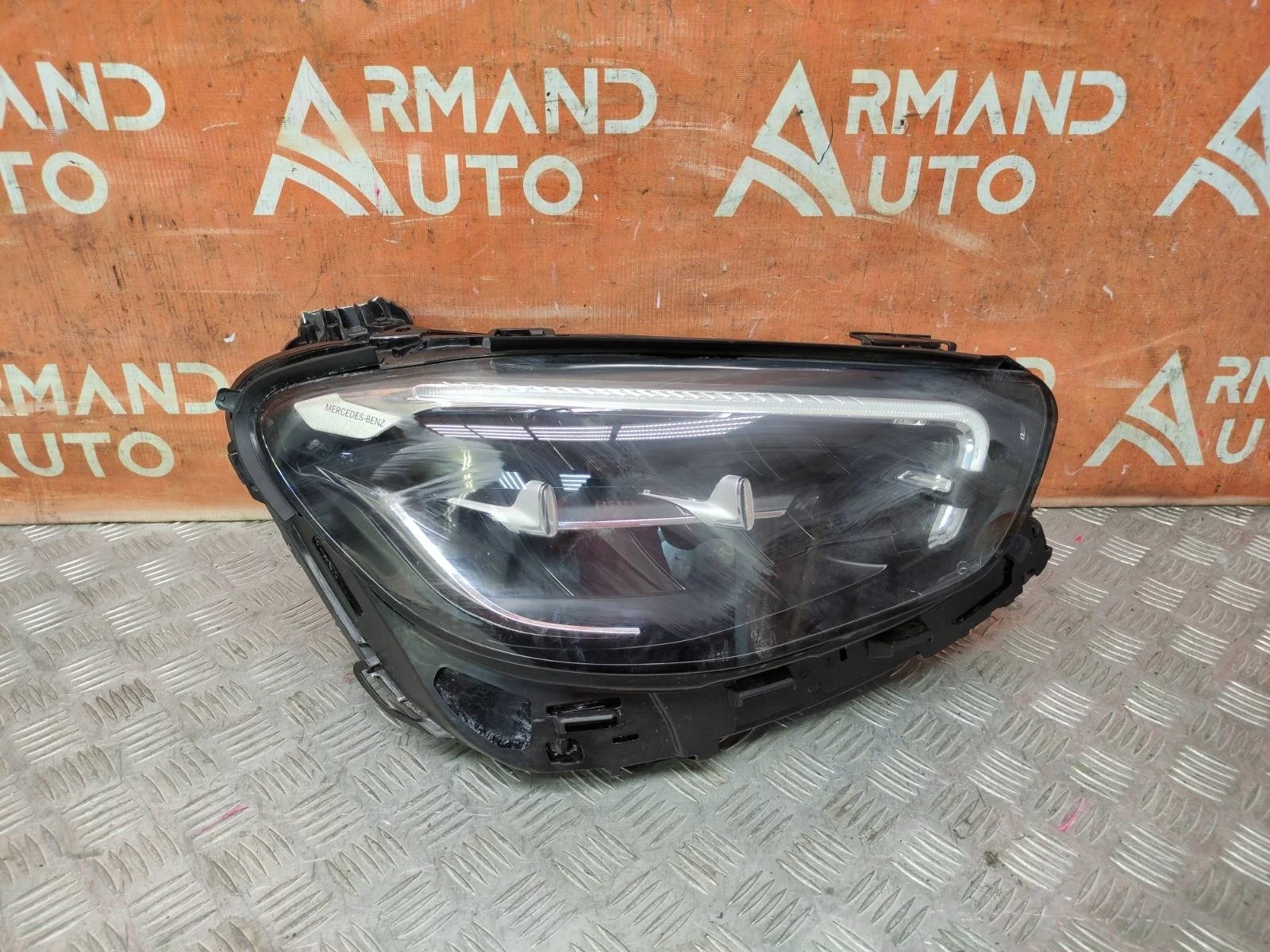 Фара Mercedes -Class 2020-нв W213, S213, C238