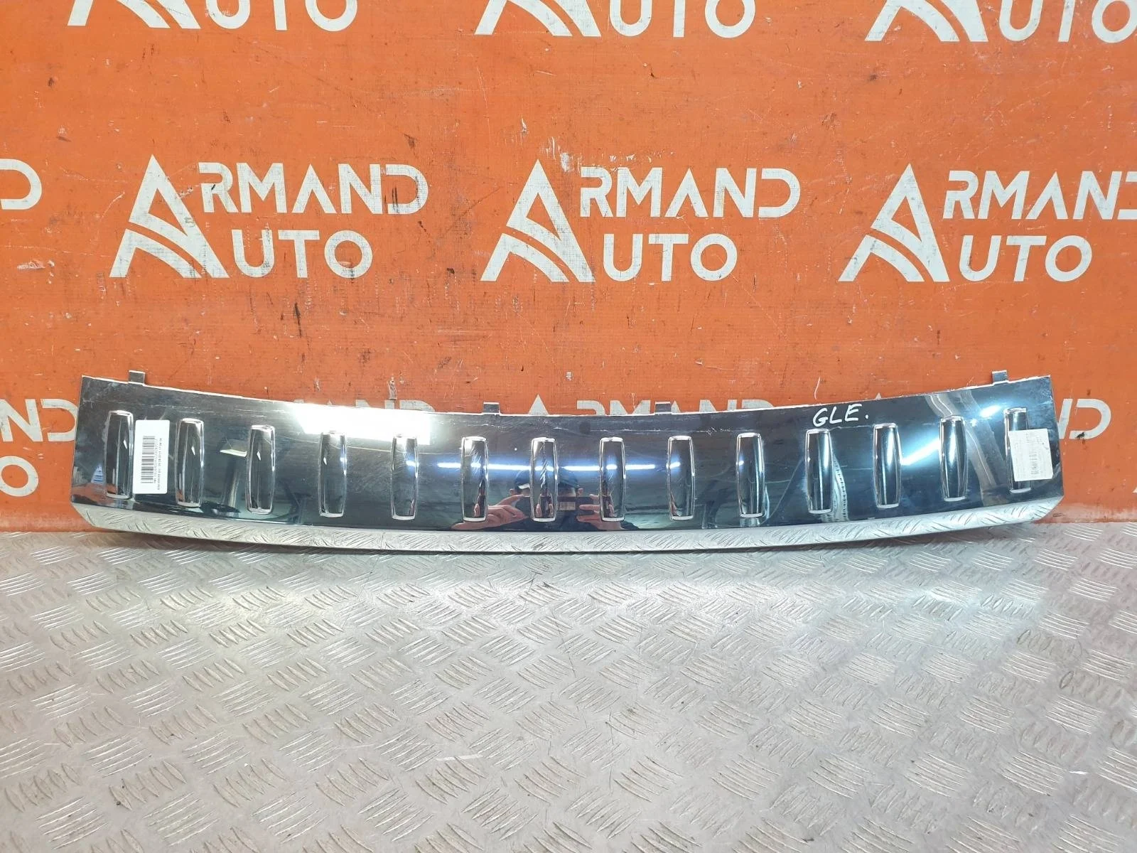 Накладка бампера верхняя Mercedes ML GLE-Class 2011-2015 W166