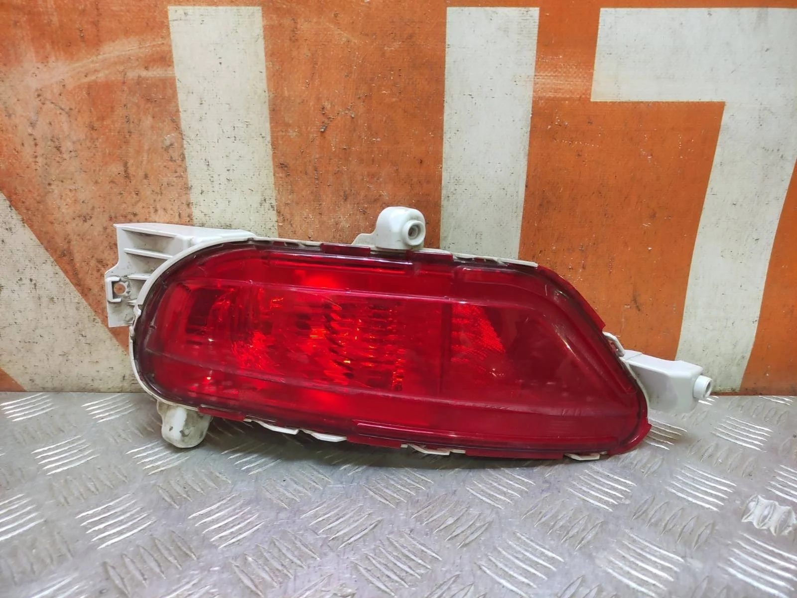 Фонарь противотуманный MAZDA CX-5 2017-нв