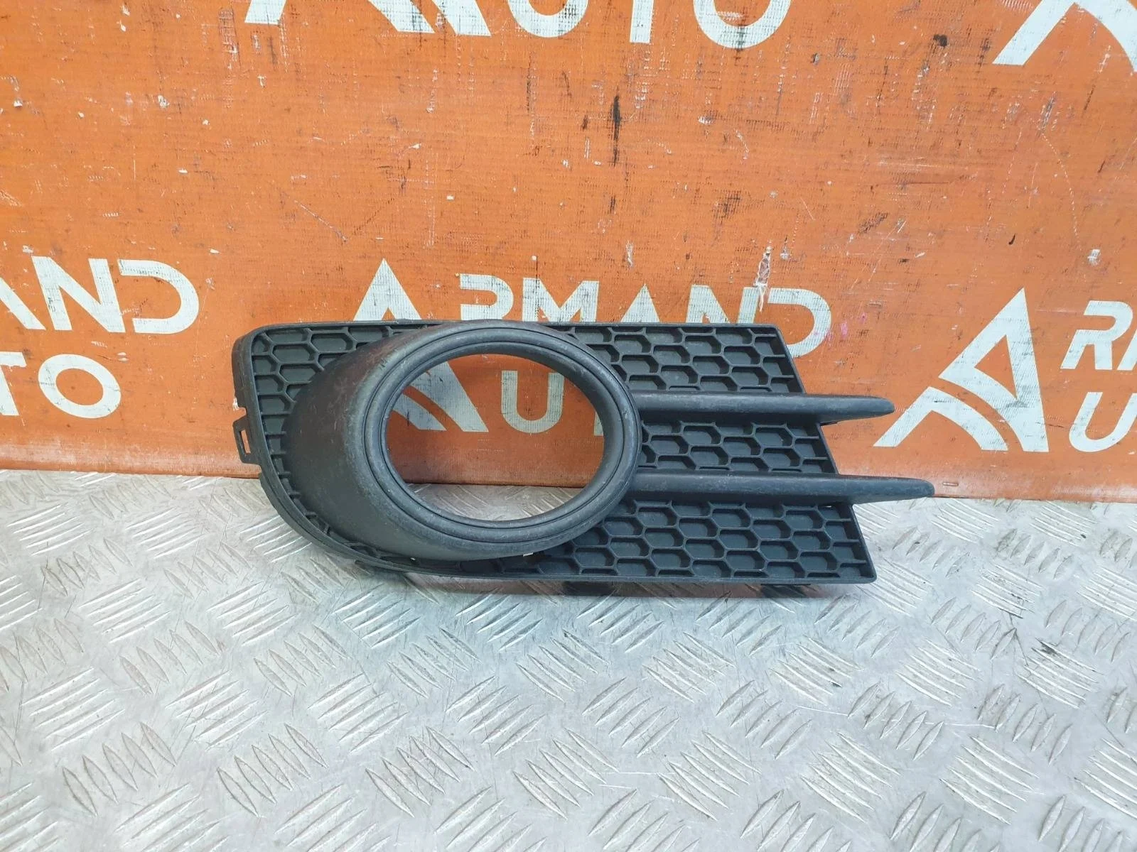 Окантовка птф Volkswagen Tiguan 2011-2018