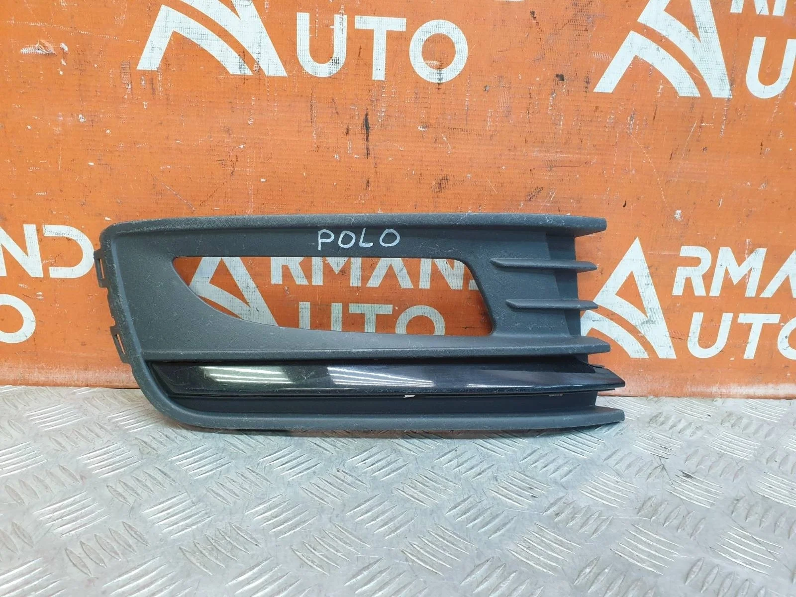 Окантовка птф Volkswagen Polo 2014-2020 5