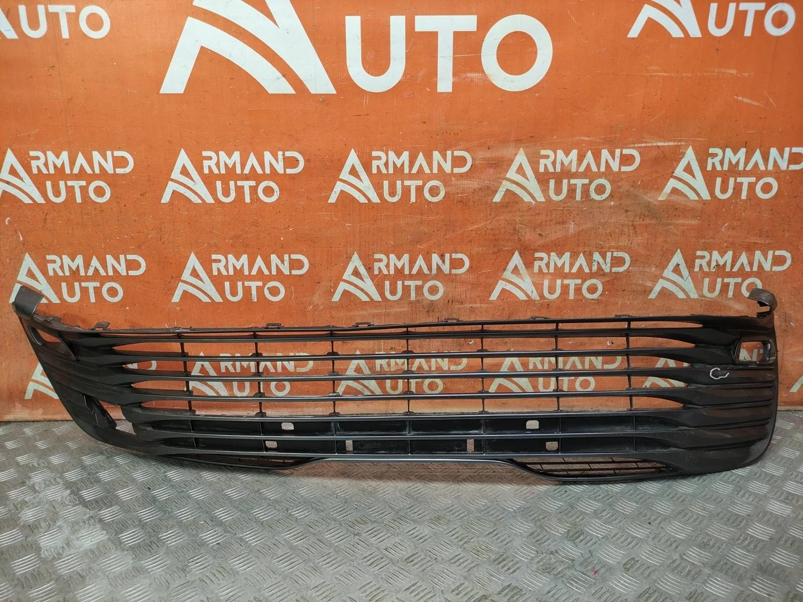 Решетка бампера Toyota Camry 2017-2020 8 XV70