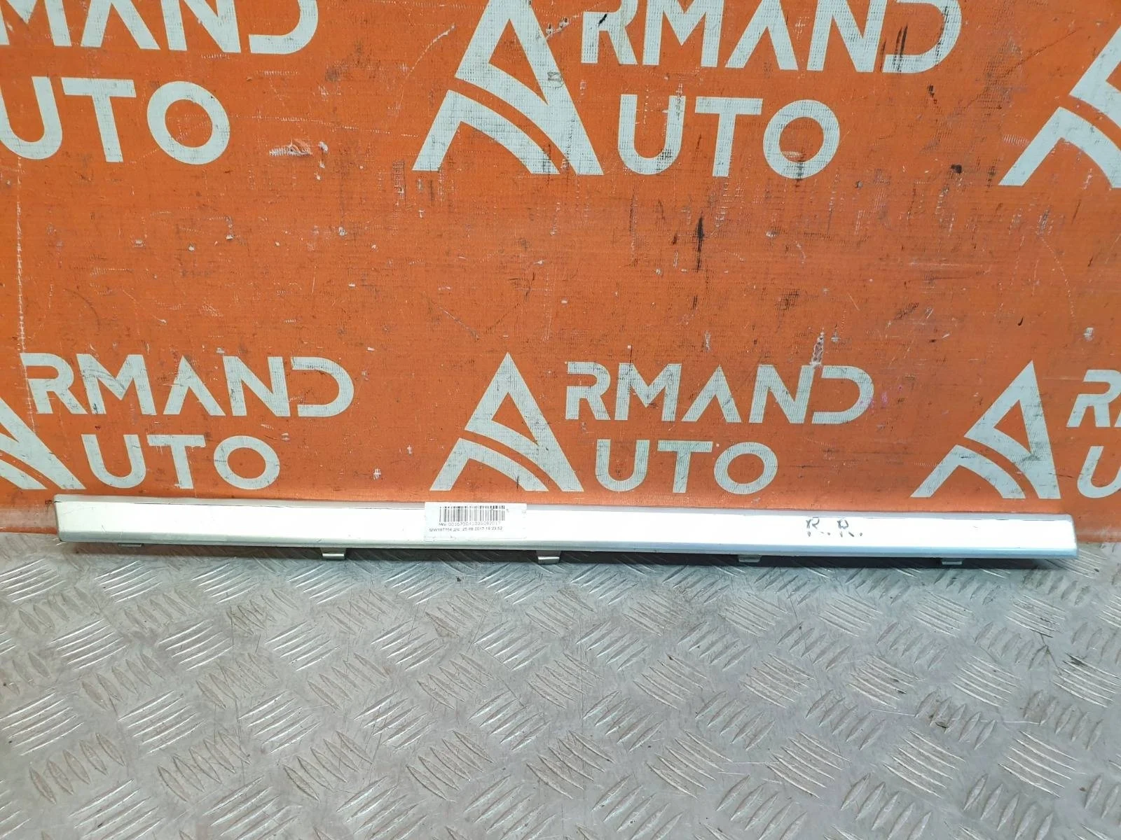 Накладка молдинга двери LAND ROVER Range 2012-2022 4 L405