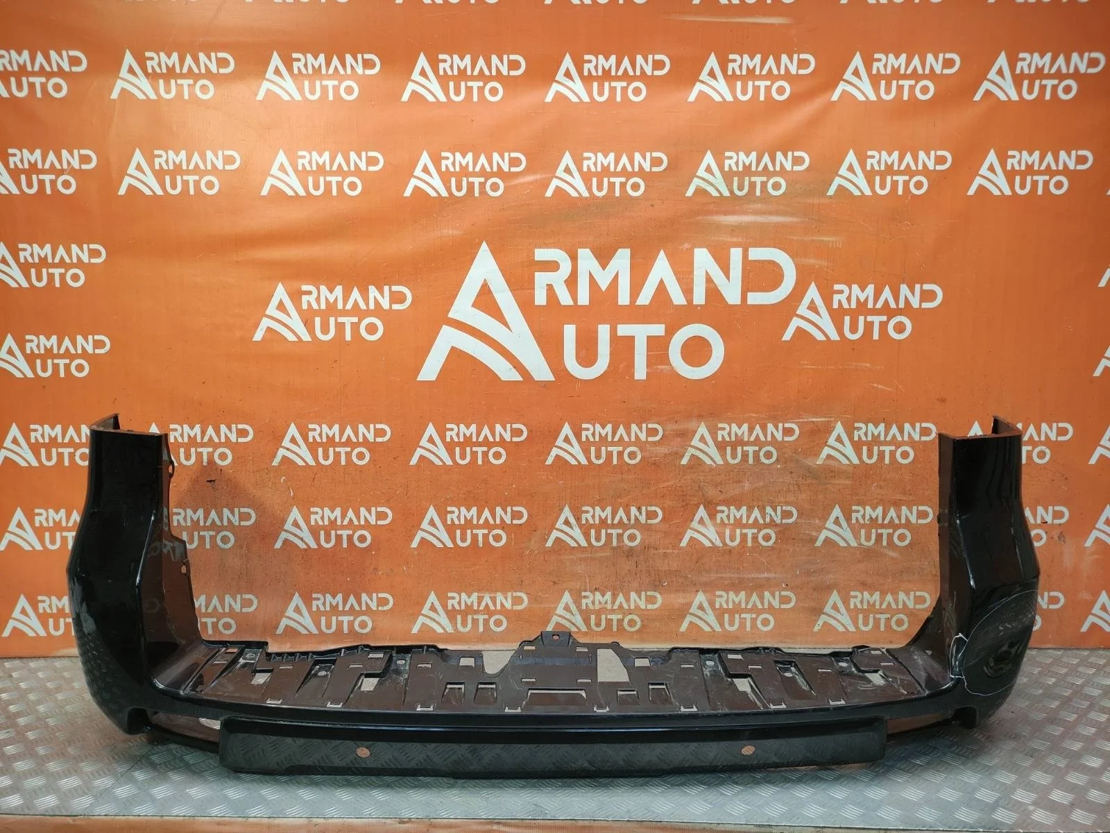 Бампер TOYOTA Land Cruiser Prado 2017-нв 150