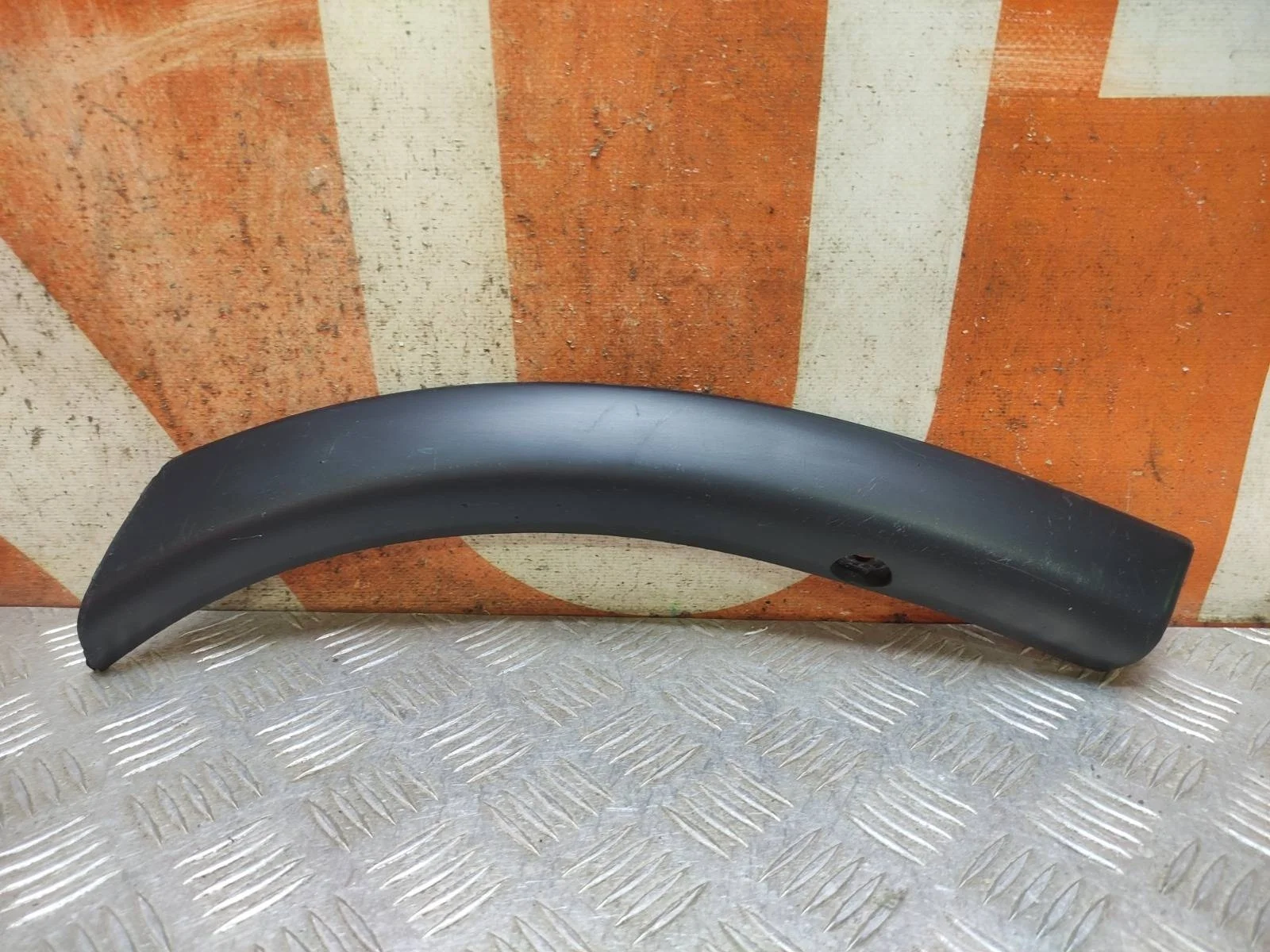 Расширитель бампера Mitsubishi OUTLANDER 2014-2018 3