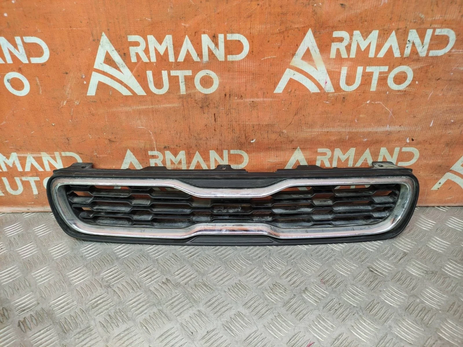 Решетка радиатора Kia Soul 2011-2014 AM
