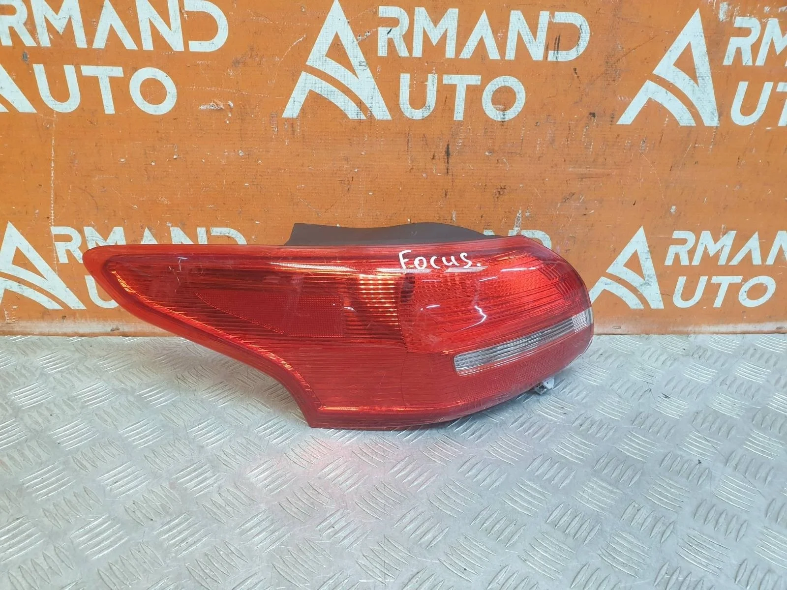 Фонарь внешний Ford Focus 2014-2019 3