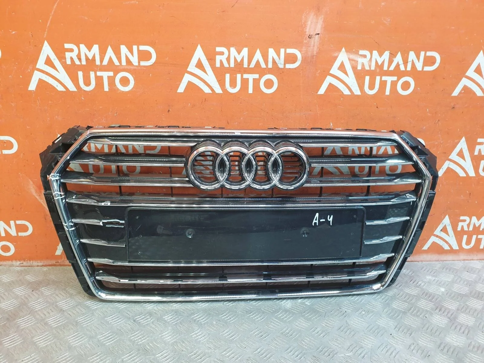 Решетка радиатора Audi A4 2015-2020 B9