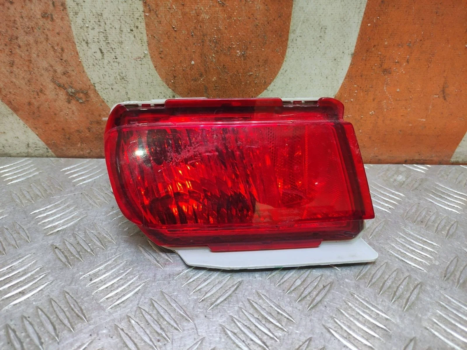 Фонарь противотуманный TOYOTA Land Cruiser Prado 2009-нв 150