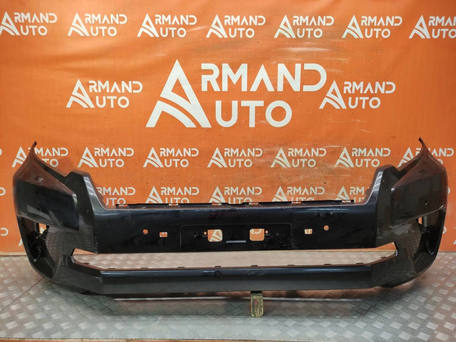 Бампер Toyota Land Cruiser Prado 2017-нв 150