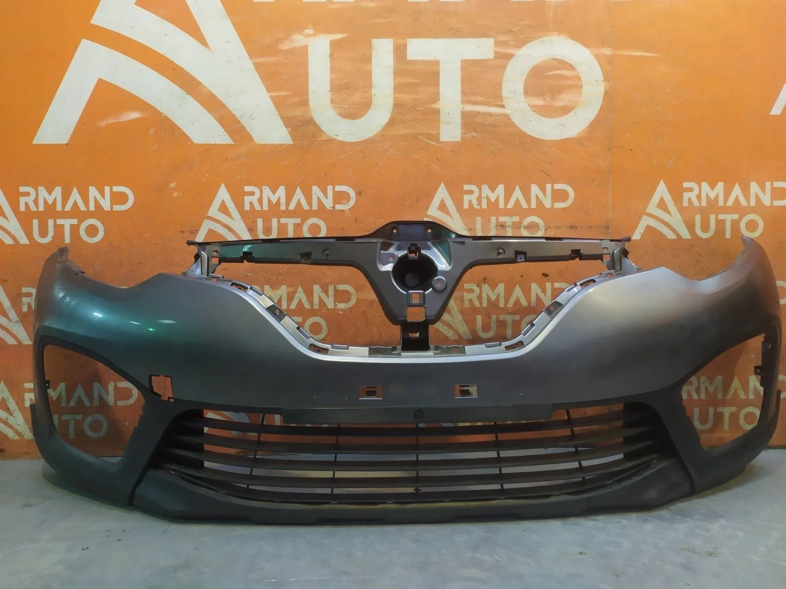 Бампер Renault Kaptur 2016-нв