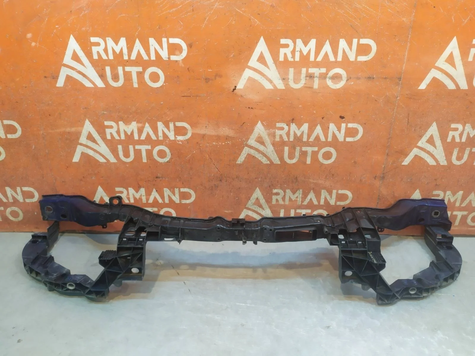 Панель передняя (суппорт радиатора) Ford Focus 2011-2019 3