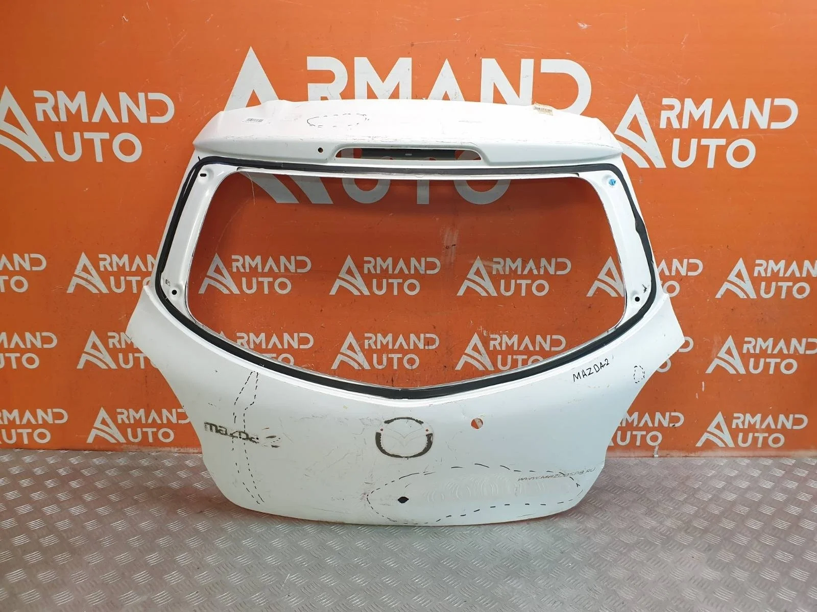 Дверь багажника Mazda 2 2007-2014 DE