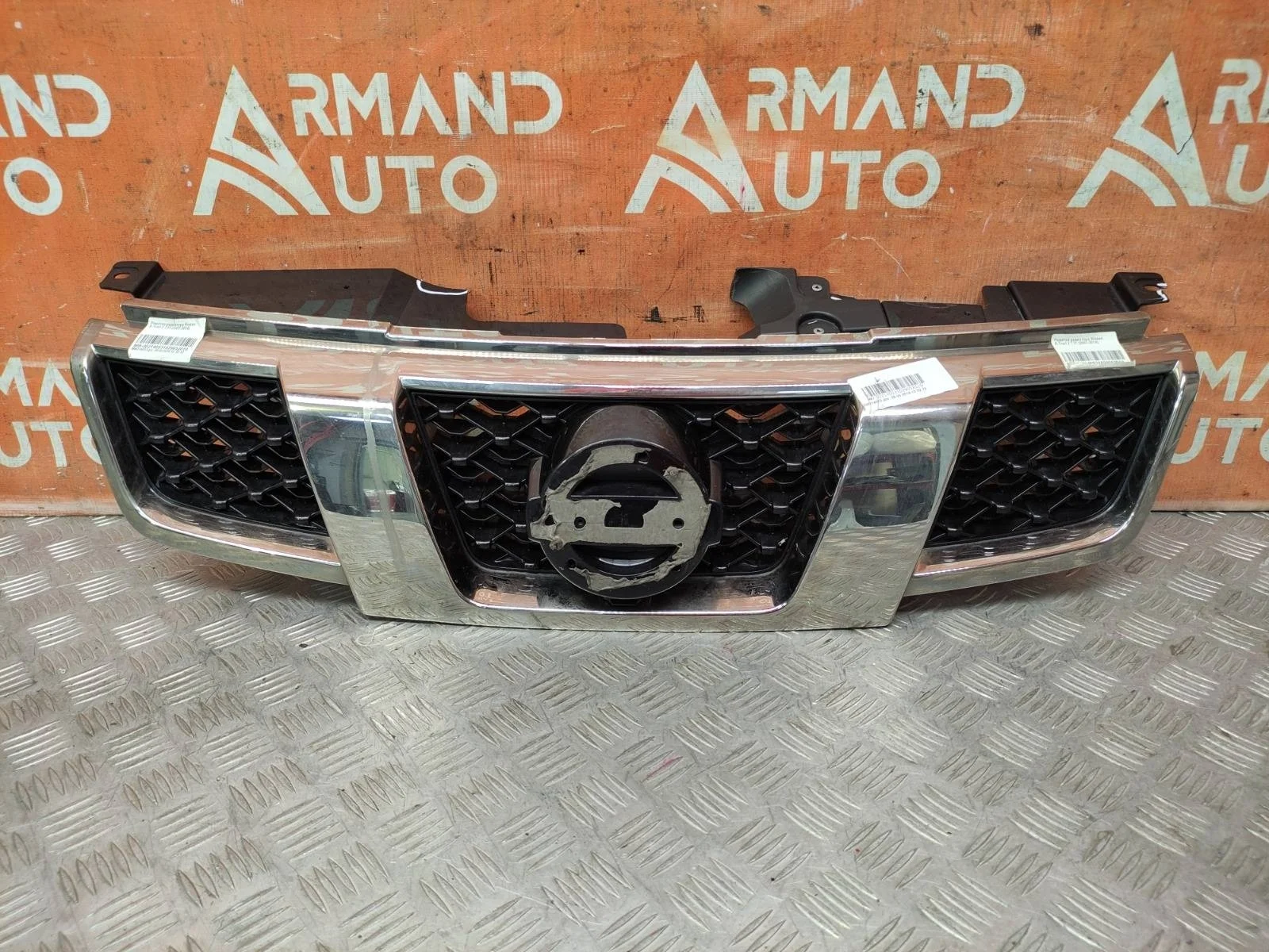 Решетка радиатора Nissan X-Trail 2010-2015 T31