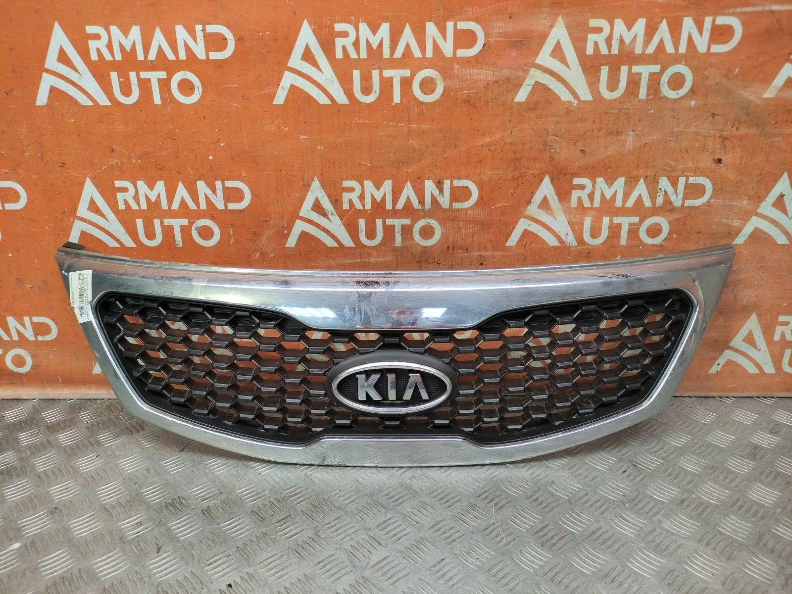 Решетка радиатора KIA Sorento 2009-2012 XM