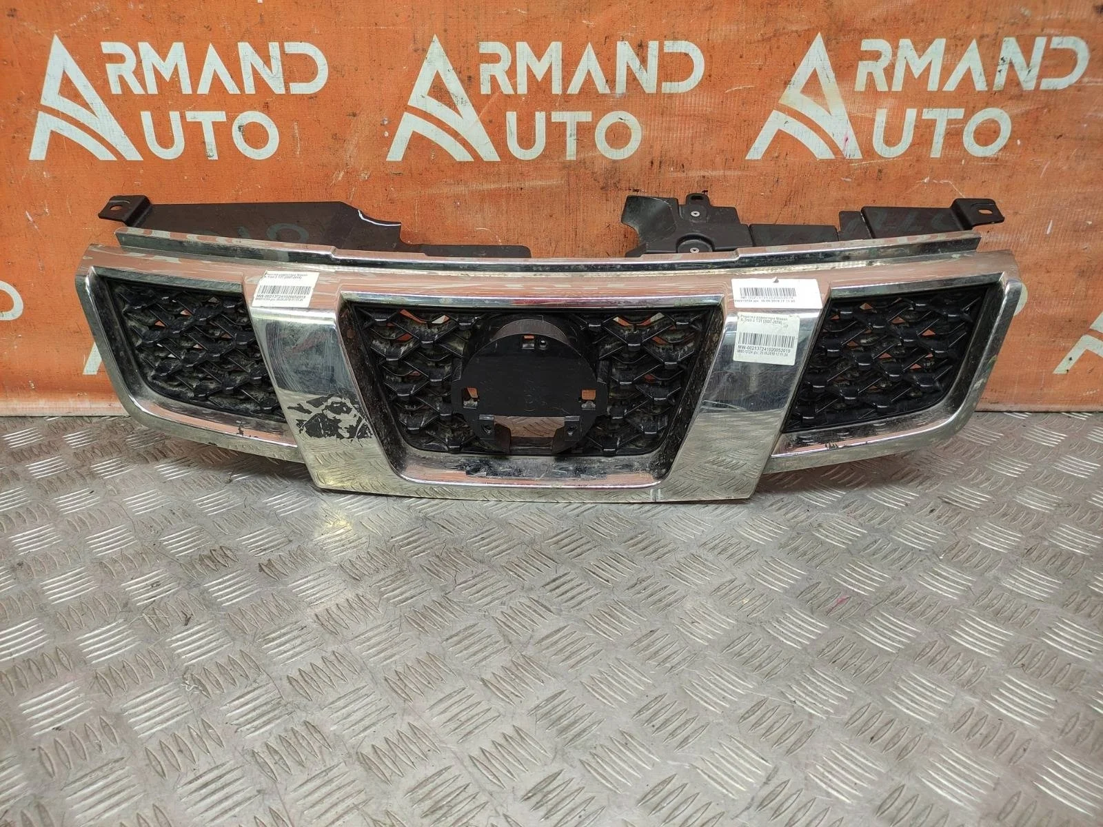 Решетка радиатора Nissan X-Trail 2010-2015 T31