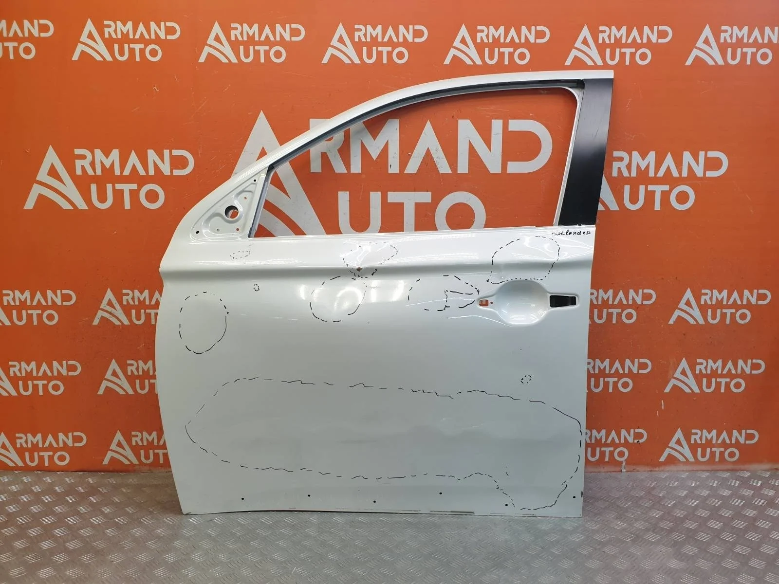 Дверь Mitsubishi Outlander 2015-нв 3