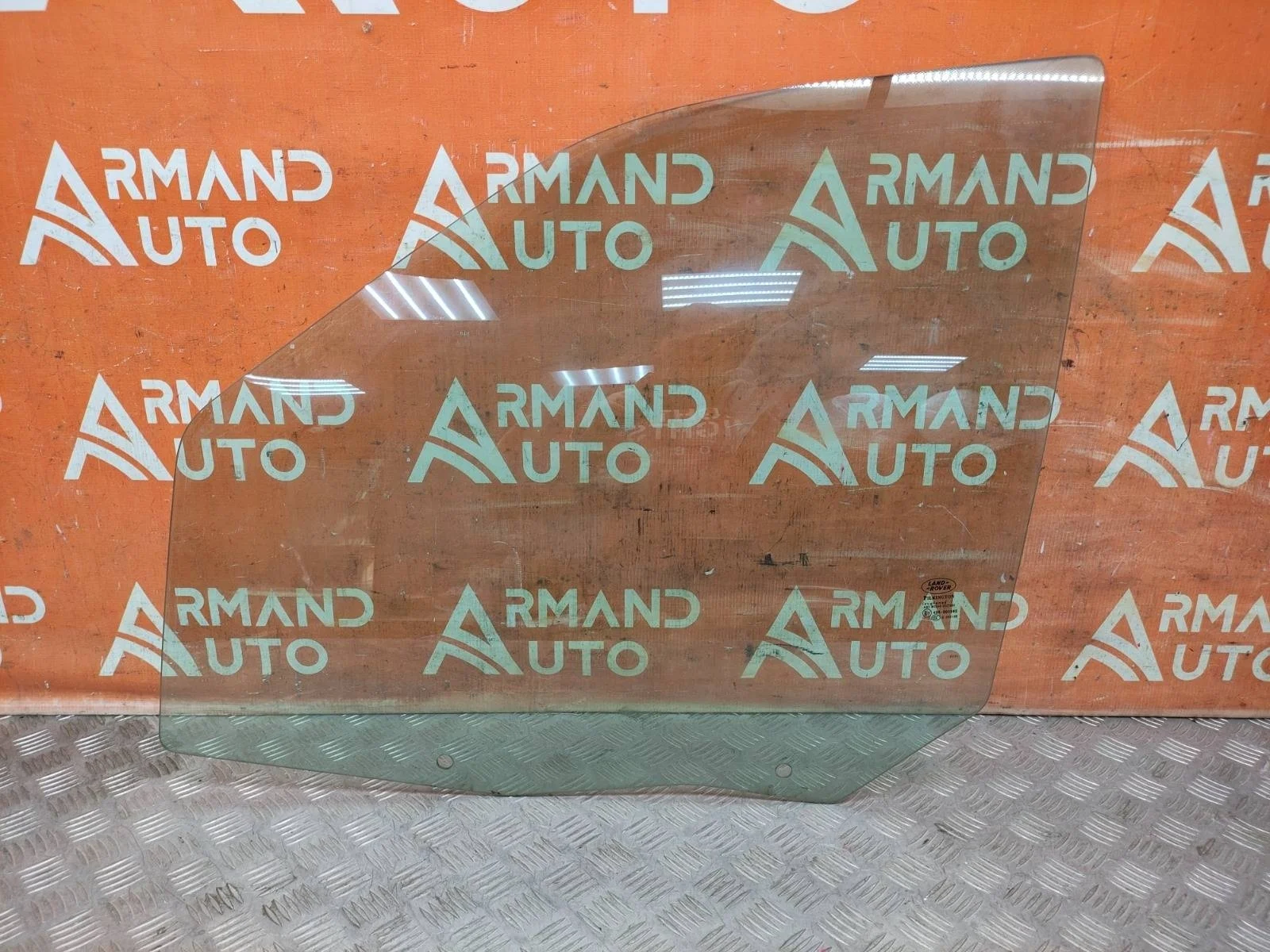 Стекло двери Land Rover Freelander 2006-2014