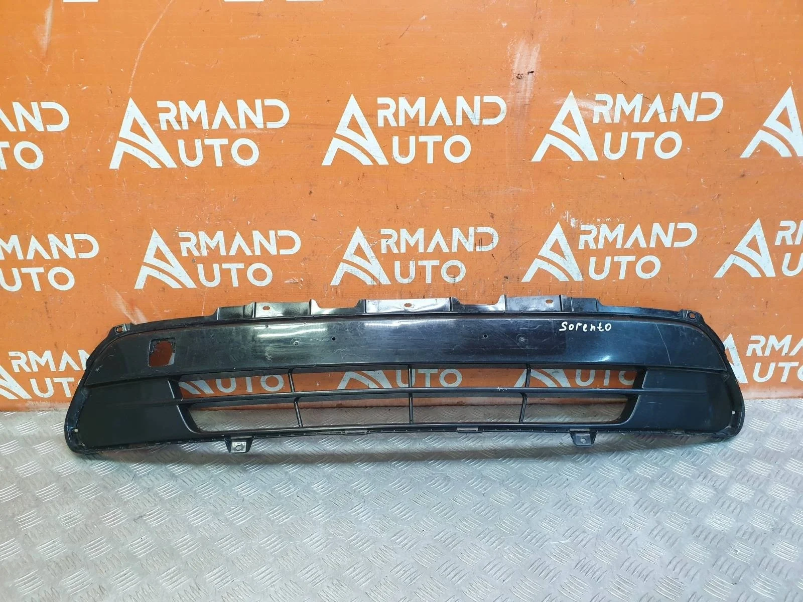 Решетка бампера KIA Sorento 2014-2017 3 Prime UM