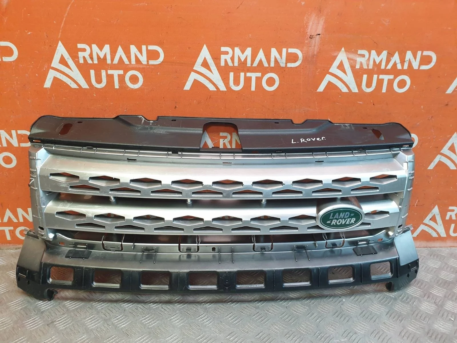 Решетка радиатора Land Rover Freelander 2010-2014