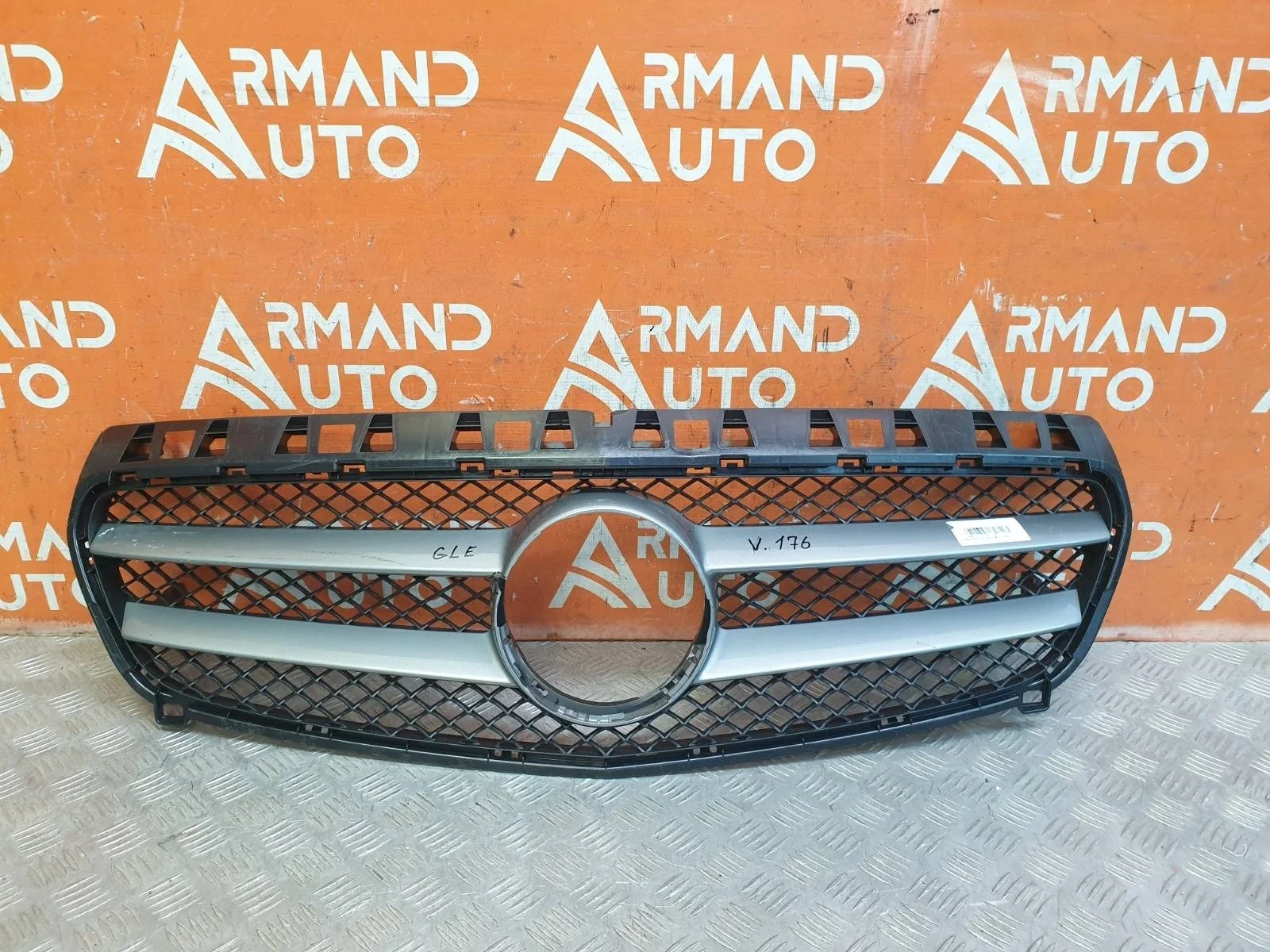 Решетка радиатора Mercedes A-Class 2012-2015 W176