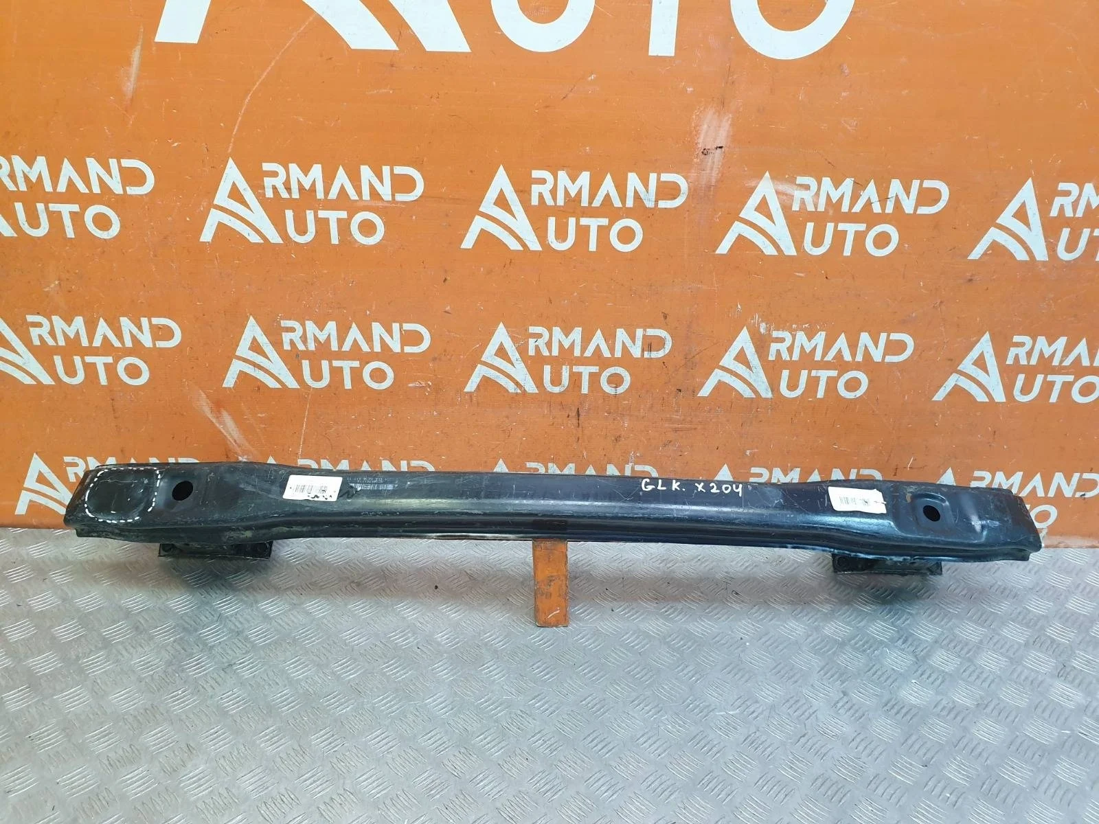 Усилитель бампера Mercedes GLK-Class 2008-2015 X204