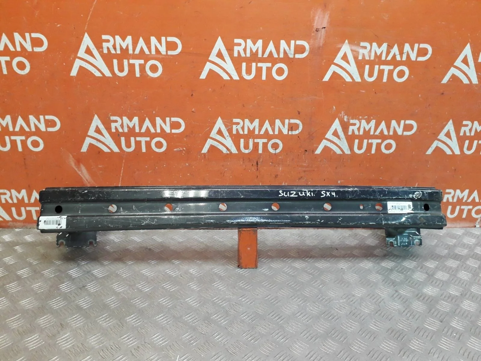 Усилитель бампера Suzuki Vitara 2014-нв