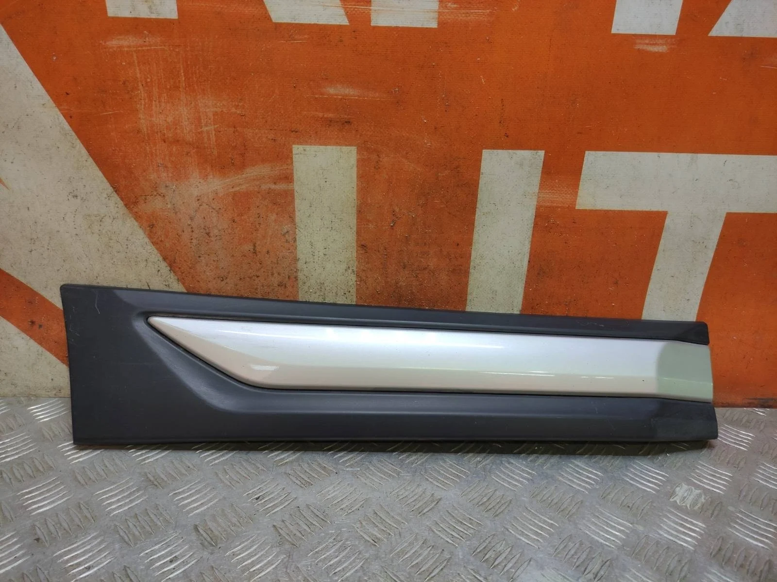 Молдинг двери MItsubishi OUTLANDER 2015-нв 3