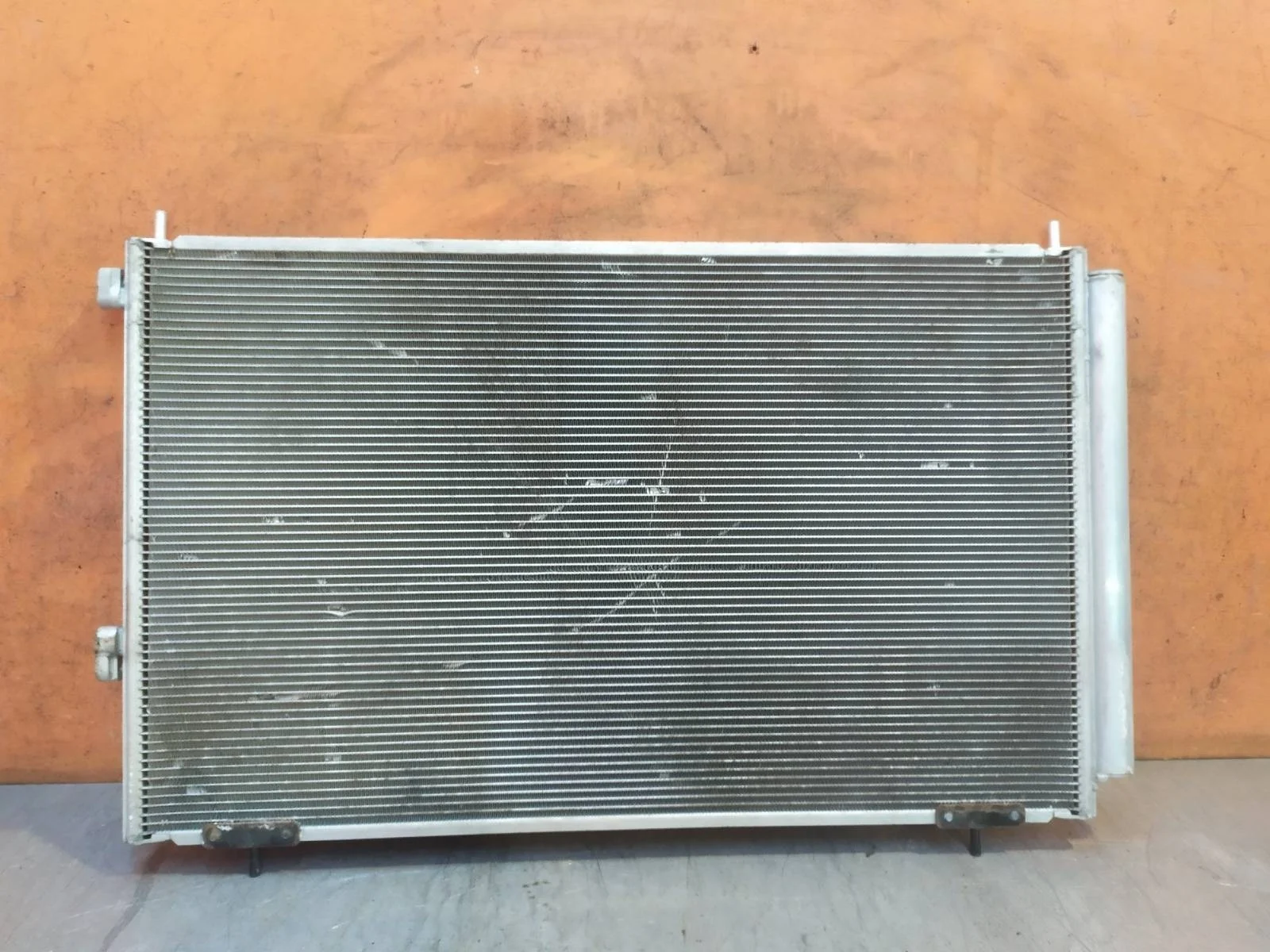 Радиатор кондиционера TOYOTA RAV4 2012-2019 CA40