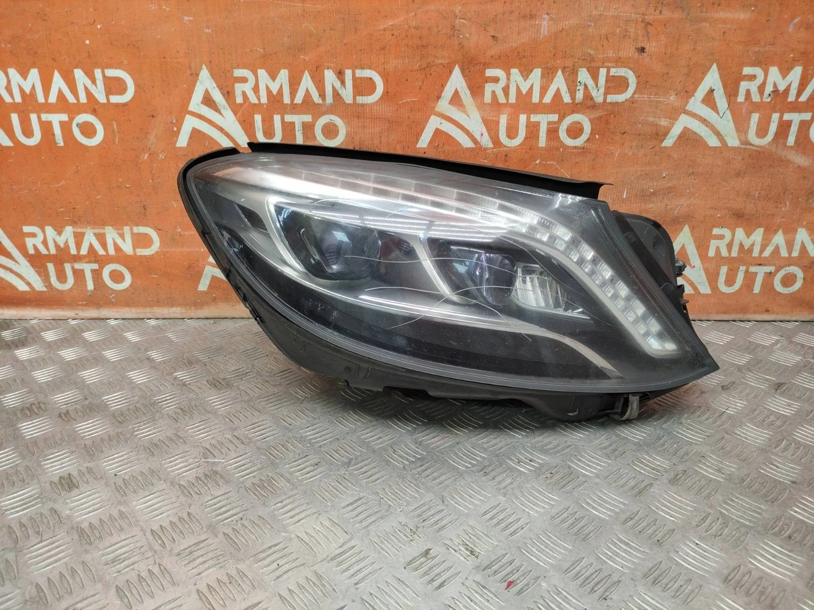 Фара Mercedes -Class 2013-2017 W222