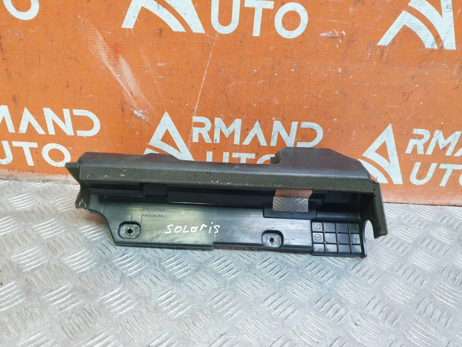 Дефлектор радиатора Hyundai Solaris 2017-нв