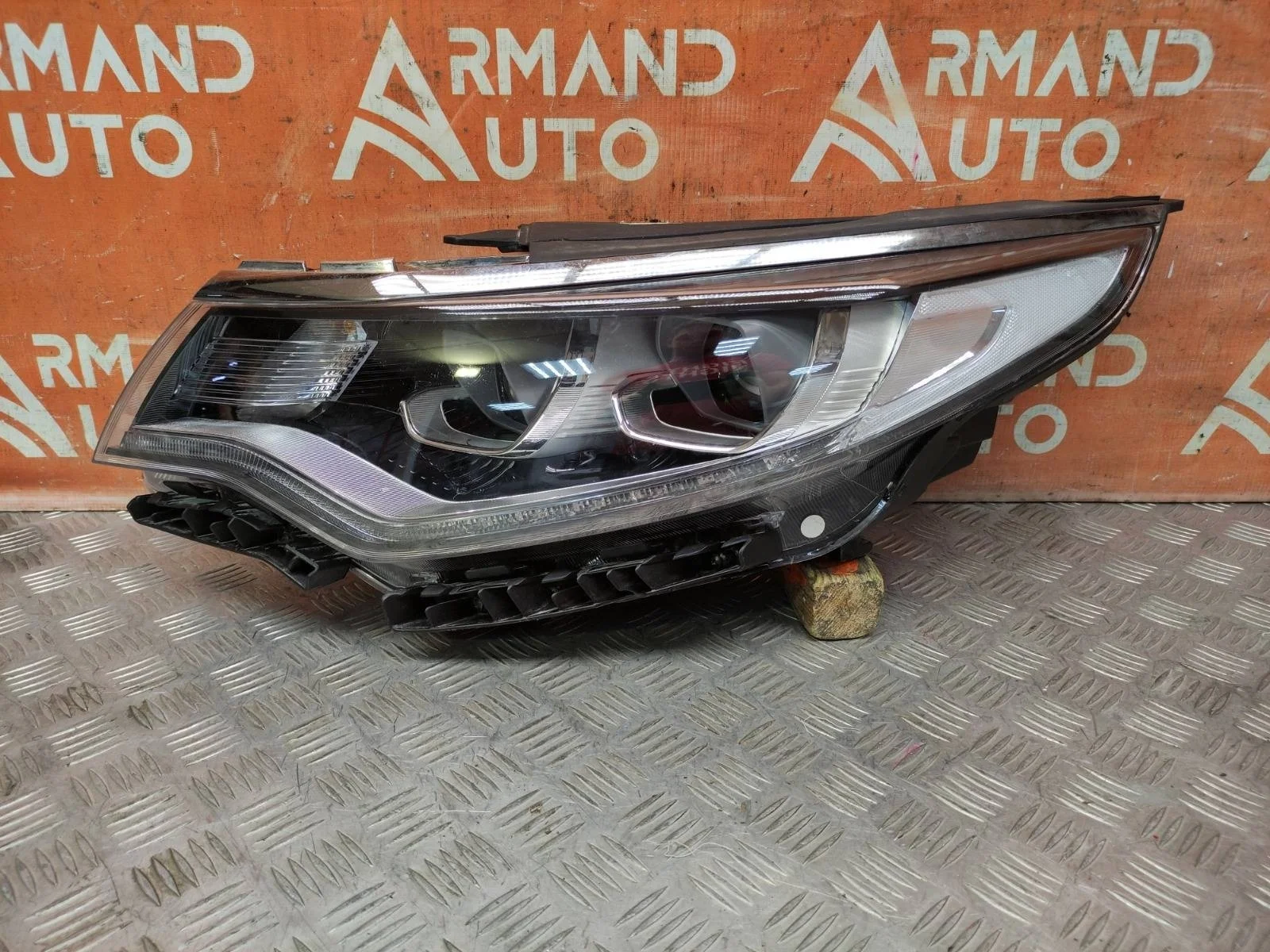 Фара Kia Optima 2015-2020 4 JF