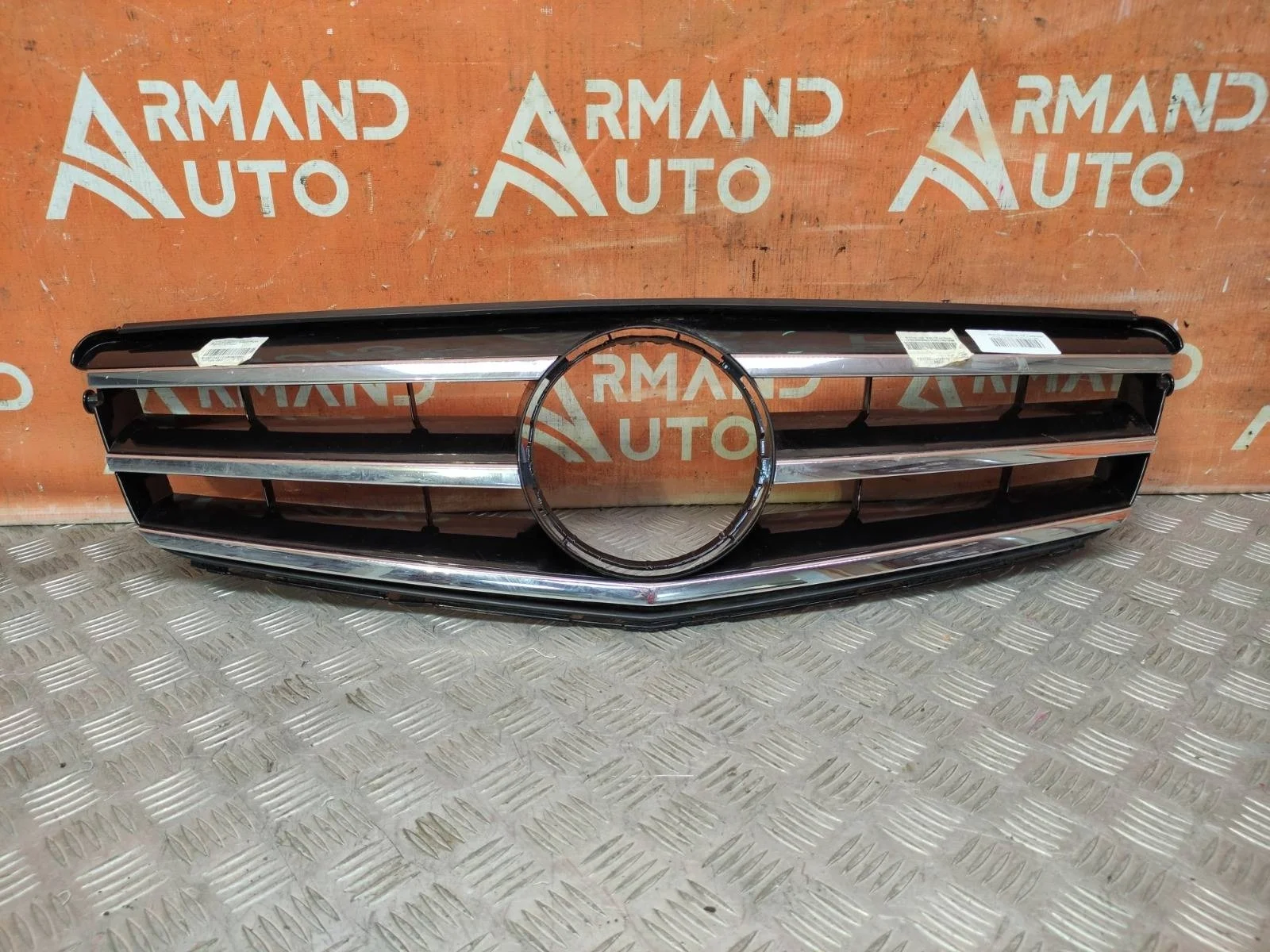 Решетка радиатора Mercedes -Class 2006-2015 W204