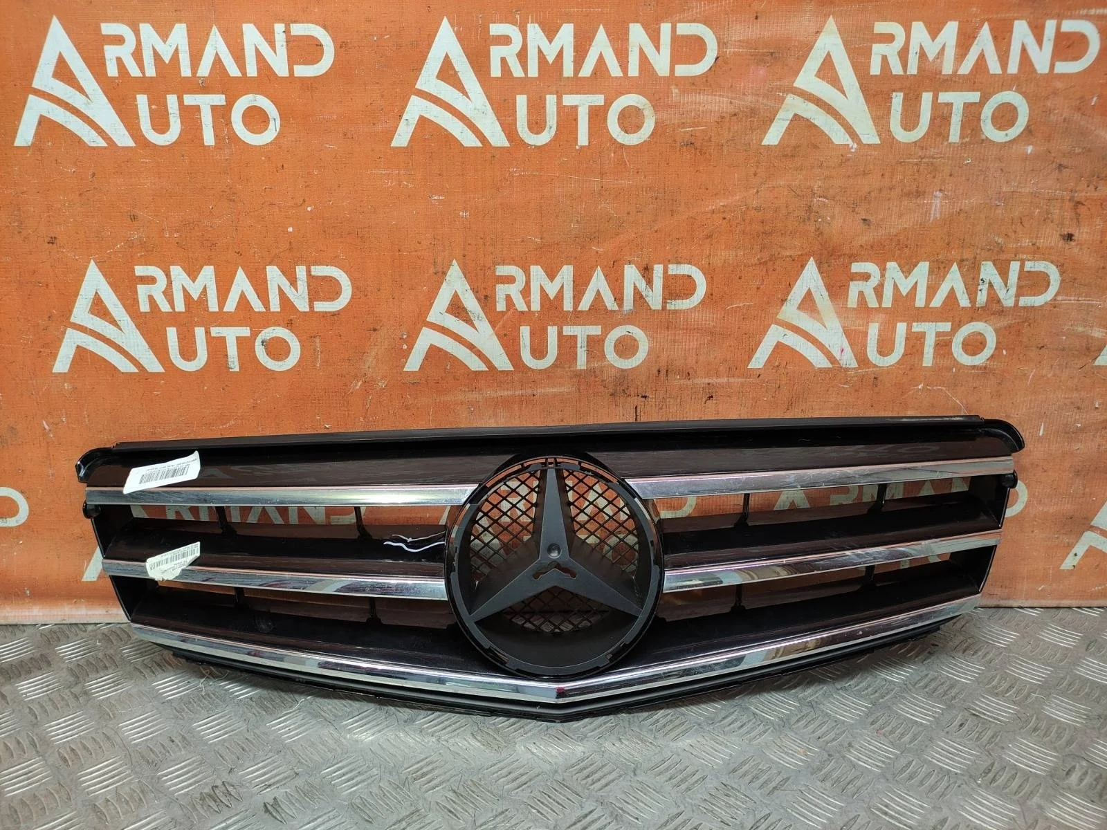 Решетка радиатора Mercedes -Class 2006-2015 W204